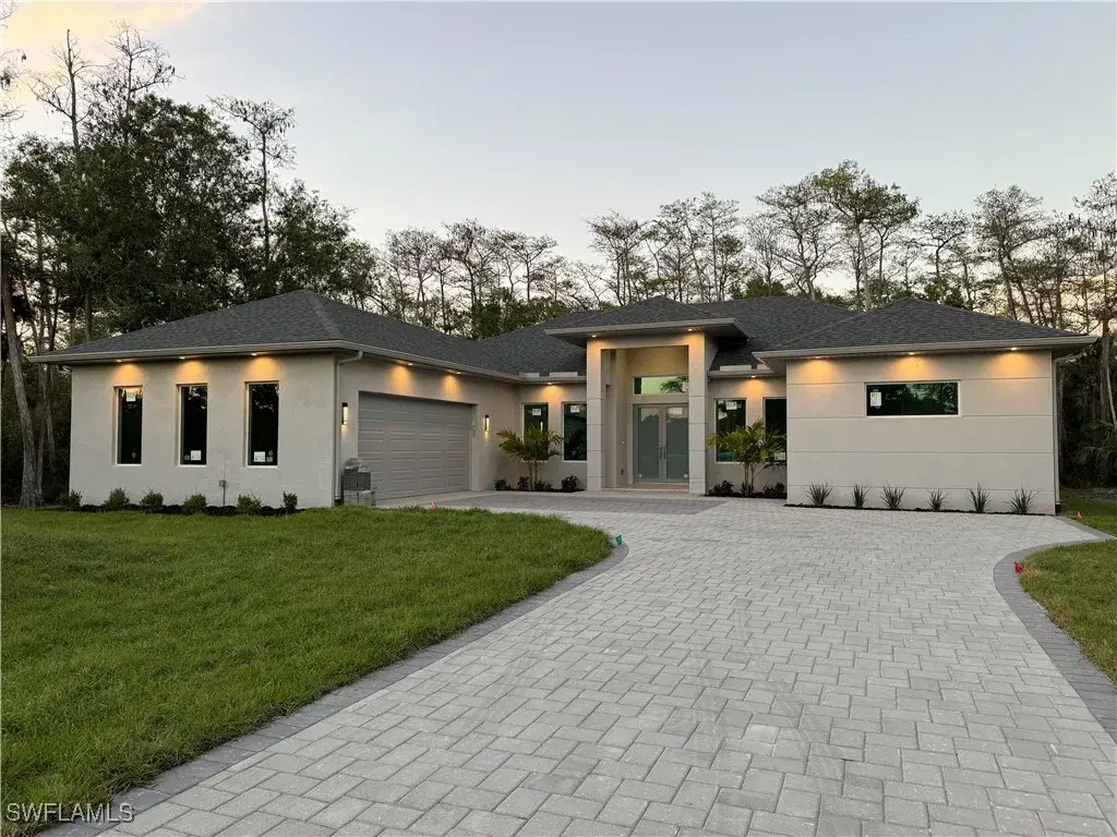 Picture of 2461 Golden Gate Blvd E, Naples, FL 34120