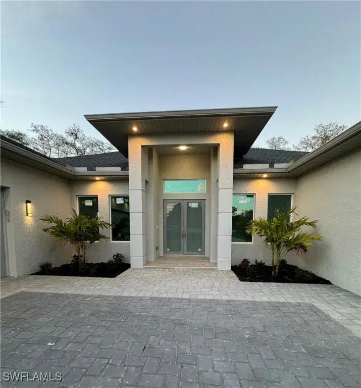 Picture of 2461 Golden Gate Blvd E, Naples FL 34120