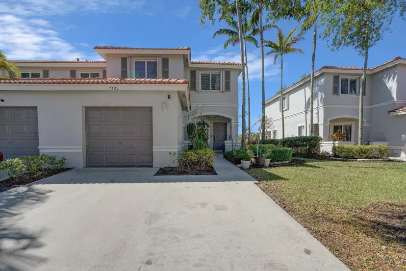 Picture of 7121 Hawks Nest Terrace, Riviera Beach FL 33407