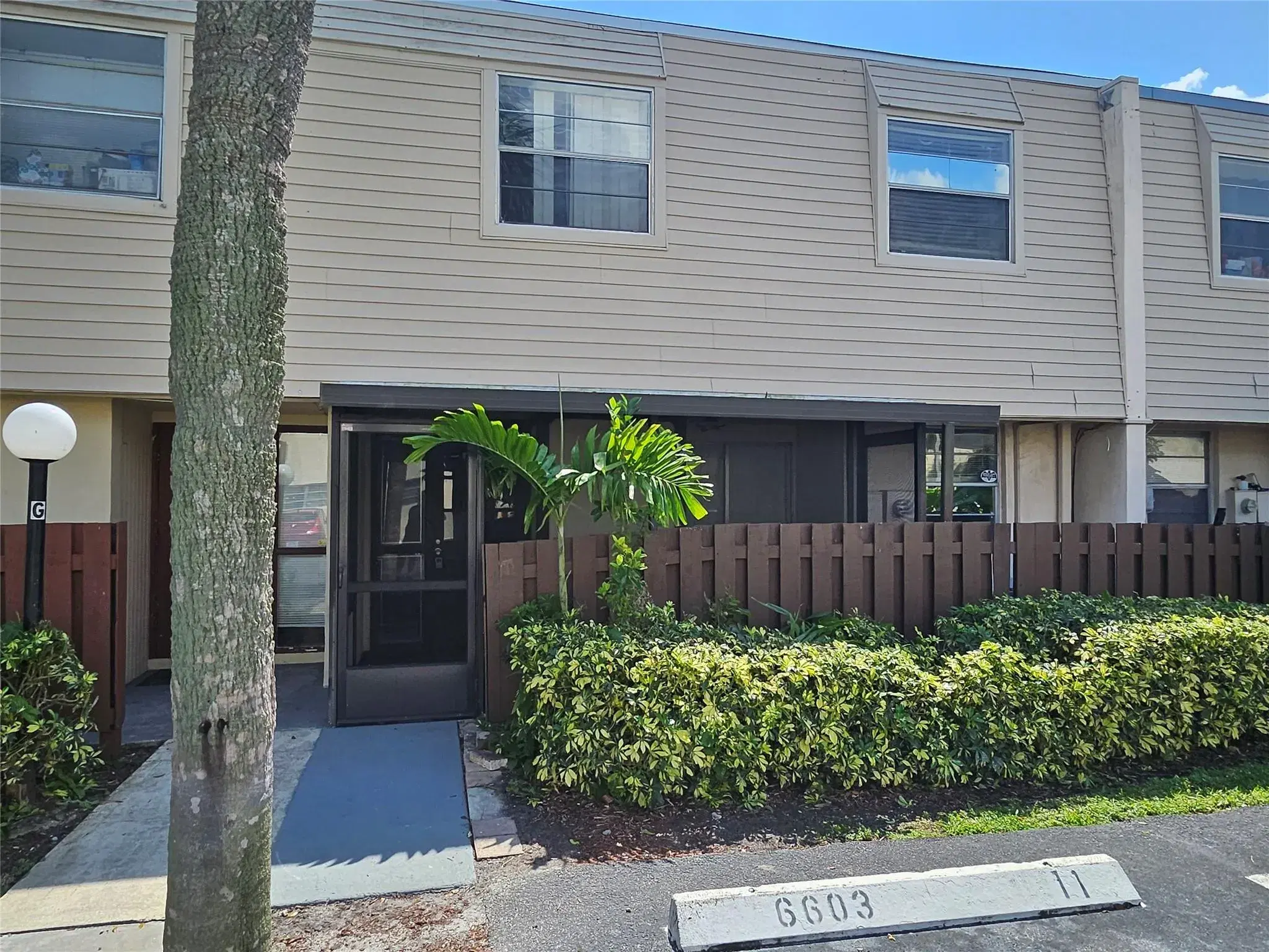 Picture of 6603 Winfield Blvd B-11, Margate, FL 33063