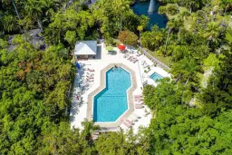 Picture of 1890 Hawthorne Drive, Vero Beach, FL 32962
