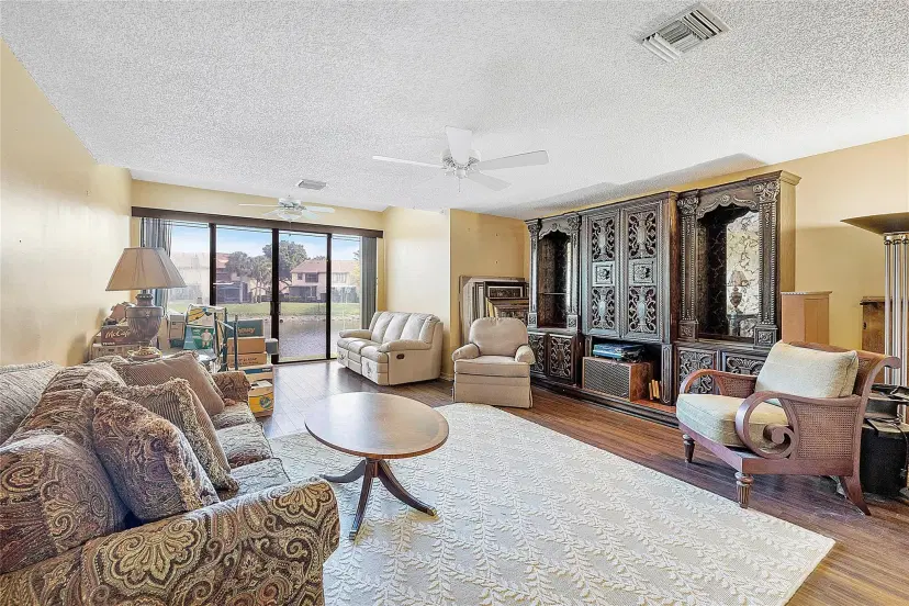 Picture of 3961 Cocoplum Cir E-3663, Coconut Creek FL 33063