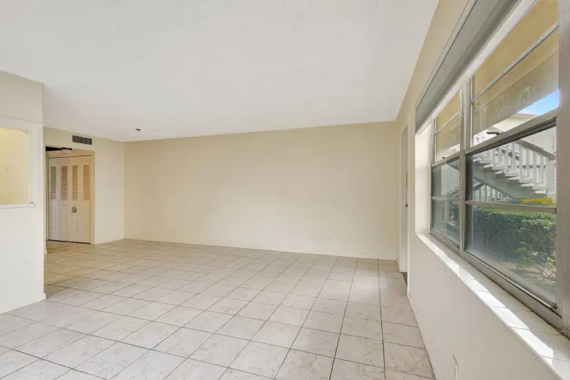 Picture of 187 Windsor I, West Palm Beach FL 33417