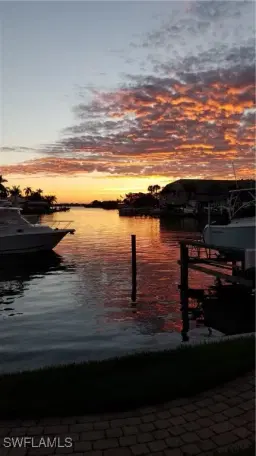 Picture of 4703 SE 17Th Pl 105, Cape Coral, FL 33904