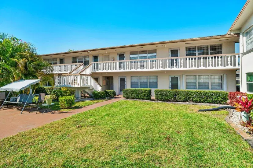 Picture of 202 Windsor I, West Palm Beach FL 33417