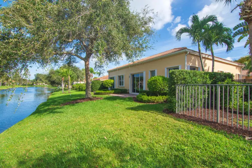 Picture of 9555 E Maiden Court, Vero Beach FL 32963