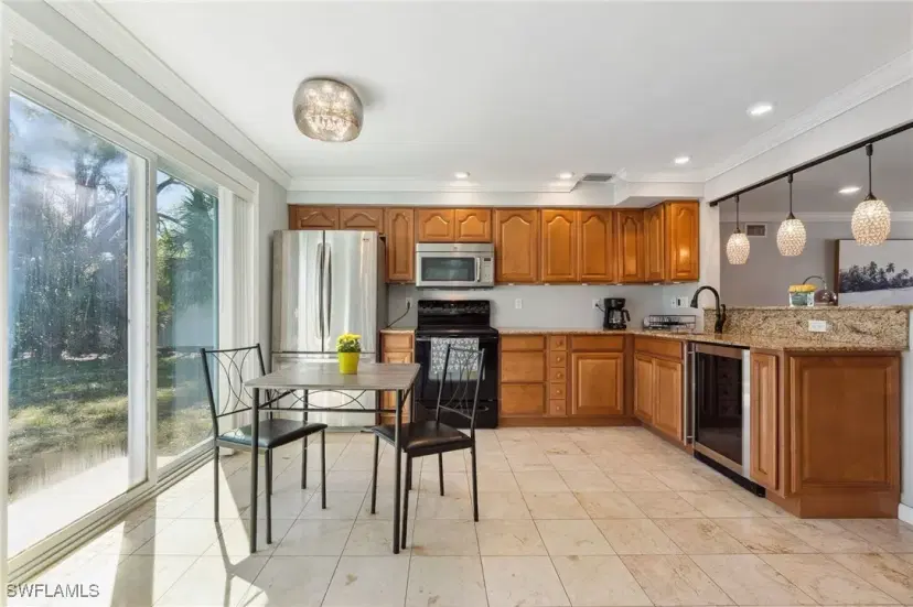 Picture of 944 22Nd Ave N, Naples FL 34103