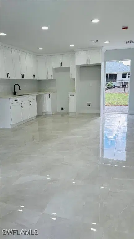 Picture of 840 Clow St E, Lehigh Acres FL 33974
