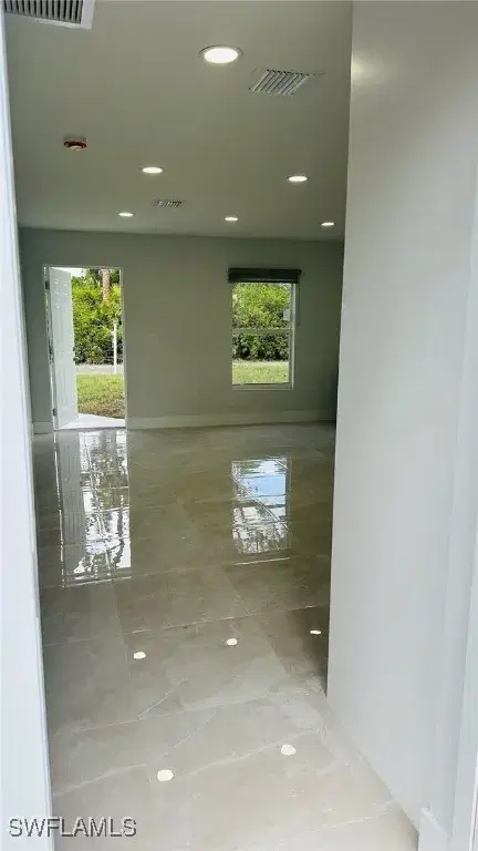 Picture of 840 Clow St E, Lehigh Acres FL 33974