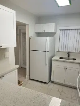 Picture of 3048 E Sunrise Lakes Dr 120, Sunrise, FL 33322