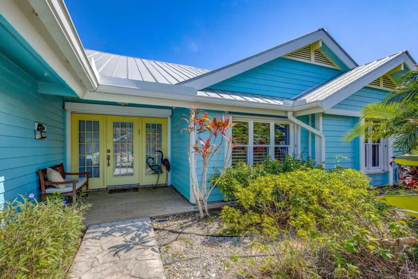 Picture of 10570 SE Jupiter Narrows Drive, Hobe Sound FL 33455
