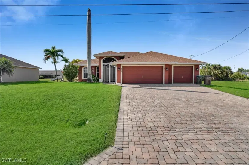 Picture of 2202 NE 18Th St, Cape Coral FL 33909