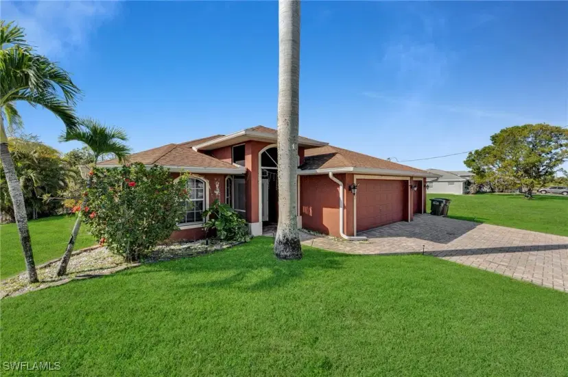 Picture of 2202 NE 18Th St, Cape Coral FL 33909