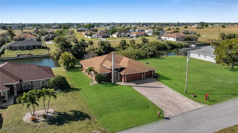 Picture of 2202 NE 18Th St, Cape Coral FL 33909