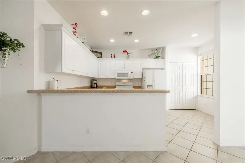 Picture of 4247 Avian Ave, Fort Myers FL 33916