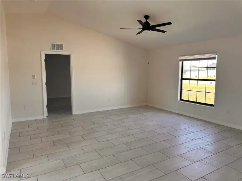 Picture of 626 SE 1St Ter, Cape Coral FL 33990