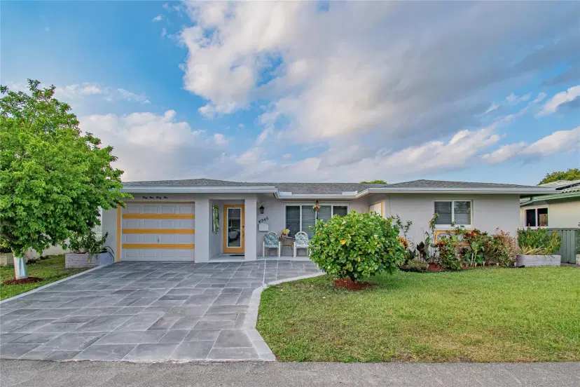 Picture of 4945 NW 55Th Ct, Tamarac FL 33319
