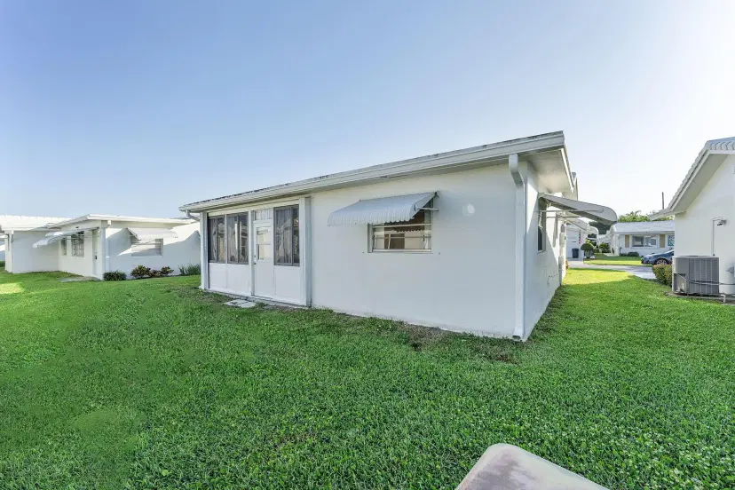 Picture of 1009 SW 16Th Street, Boynton Beach FL 33426