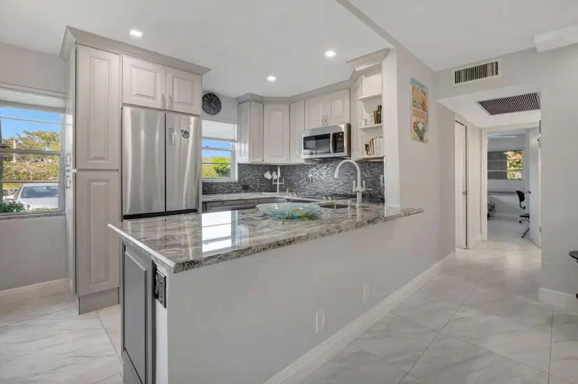 Picture of 253 Suffolk G, Boca Raton FL 33434