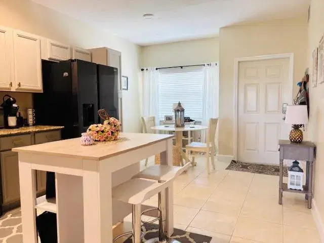 Picture of 4220 Gator Trace Avenue H, Fort Pierce FL 34982