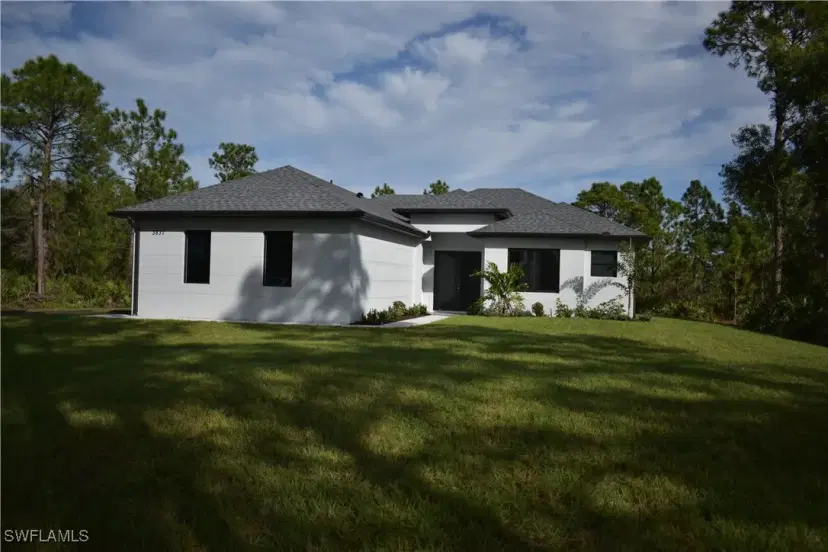 Picture of 2507 45Th Ave Ne, Naples FL 34120