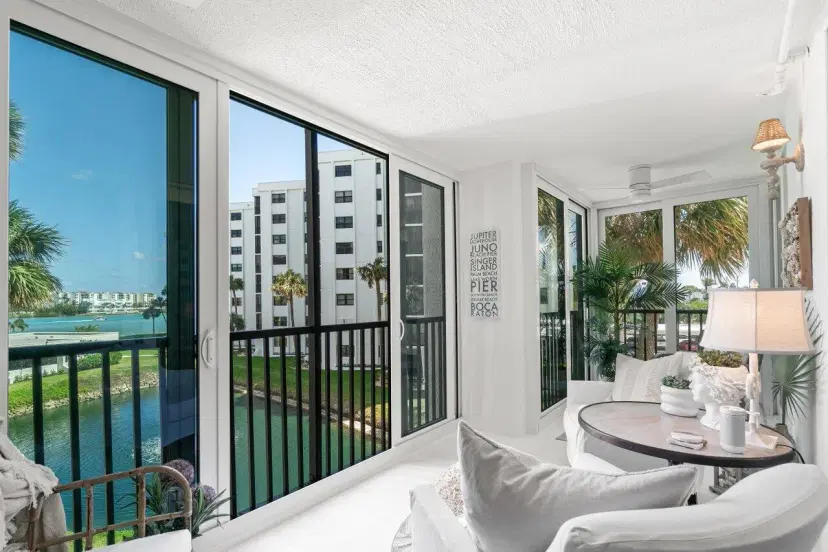 Picture of 19800 Sandpointe Bay Drive 305, Jupiter FL 33469