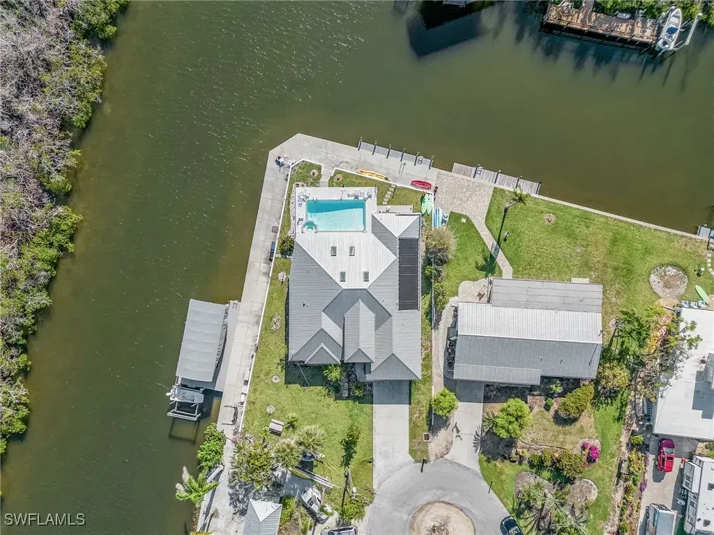Picture of 2810 Teal Ct, St. James City, FL 33956