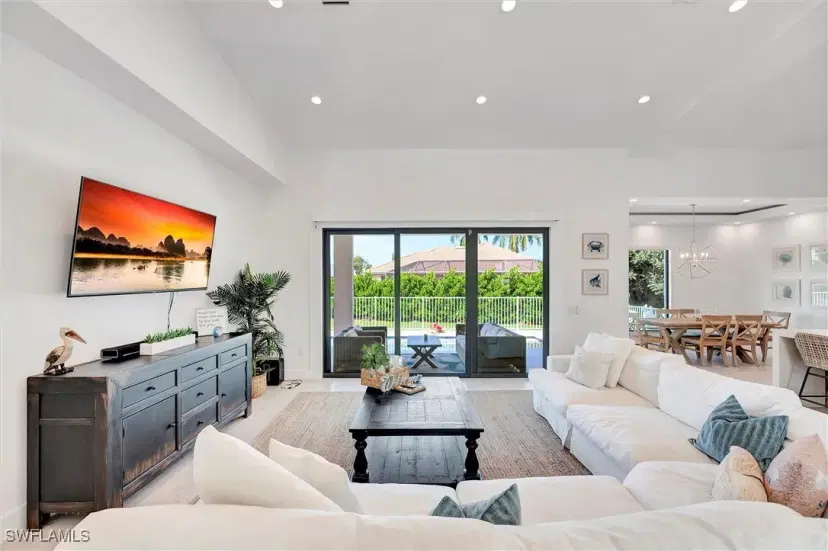 Picture of 140 Sand Hill St, Marco Island FL 34145