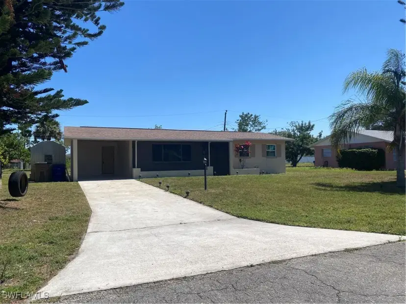 Picture of 343 Elmwood Ave, Lehigh Acres FL 33936