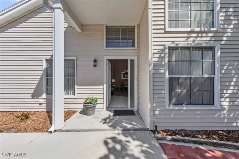 Picture of 113 Bristol Ln C7, Naples FL 34112