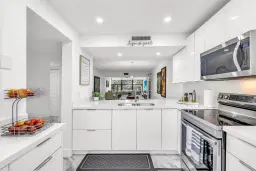 Picture of 1711 Whitehall Dr 403, Davie, FL 33324