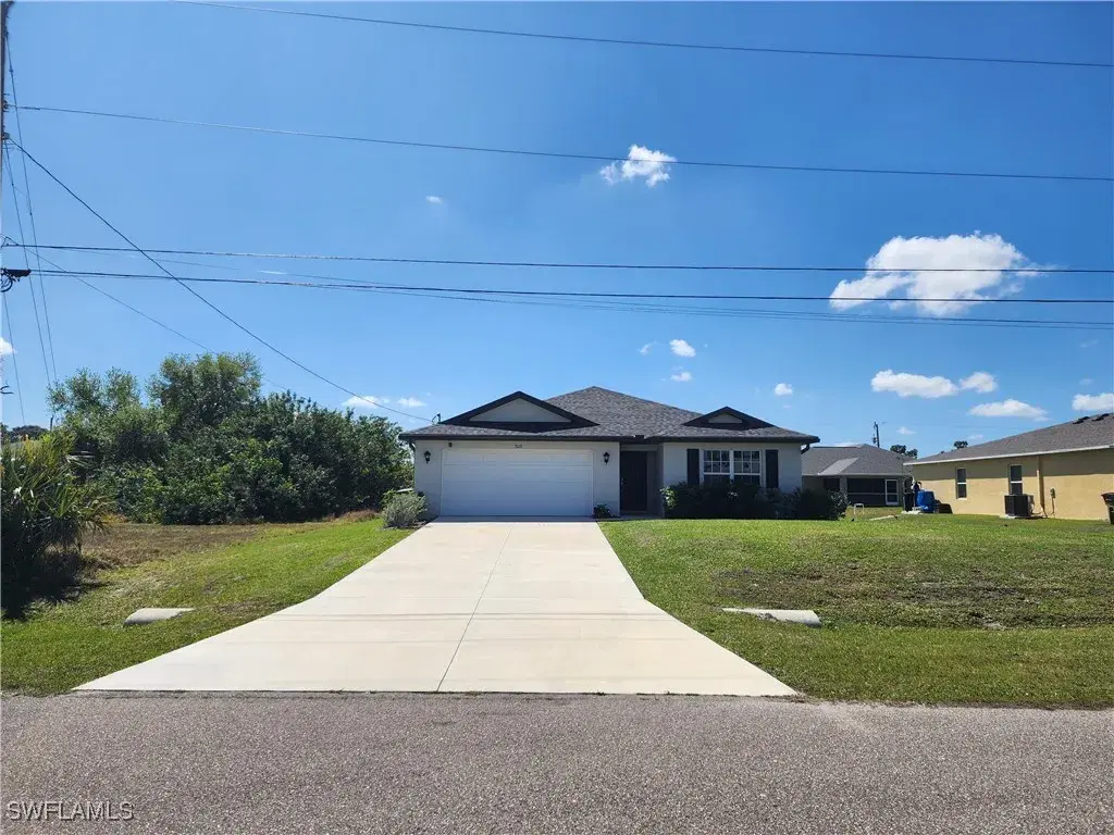 Picture of 1028 NE 36Th Ln, Cape Coral, FL 33909
