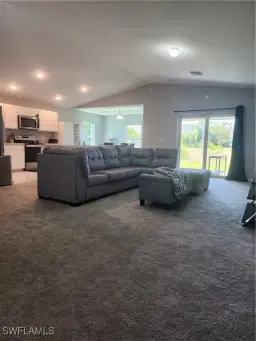 Picture of 1028 NE 36Th Ln, Cape Coral, FL 33909