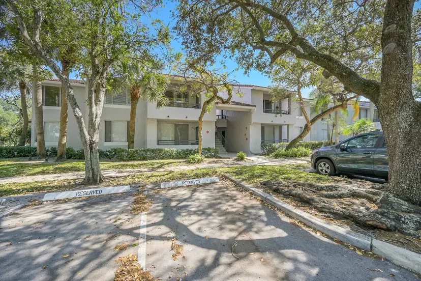Picture of 931 Lyons Road 4201, Coconut Creek FL 33063