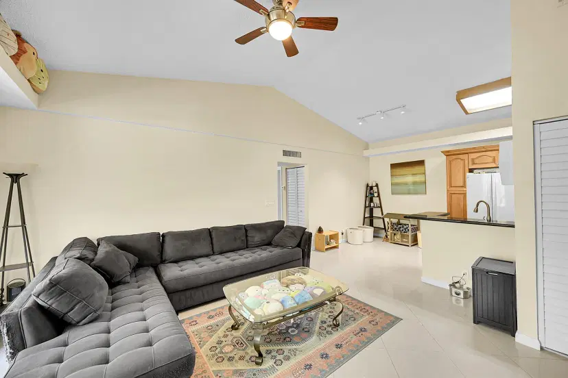 Picture of 931 Lyons Road 4201, Coconut Creek FL 33063
