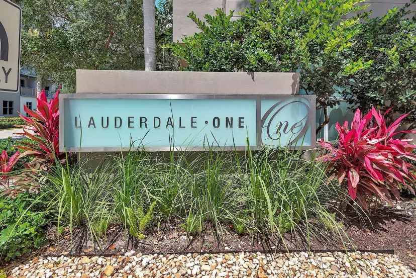 Picture of 2421 Ne 65 617, Fort Lauderdale FL 33308