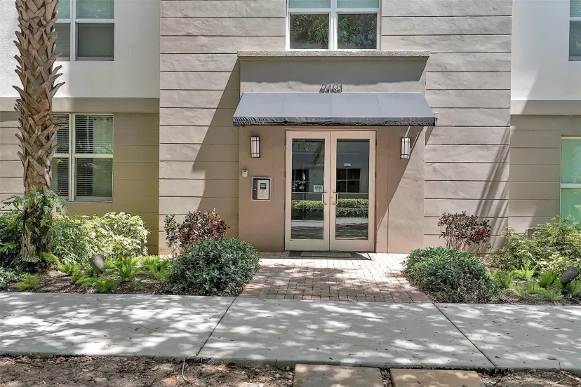 Picture of 2421 Ne 65 617, Fort Lauderdale FL 33308