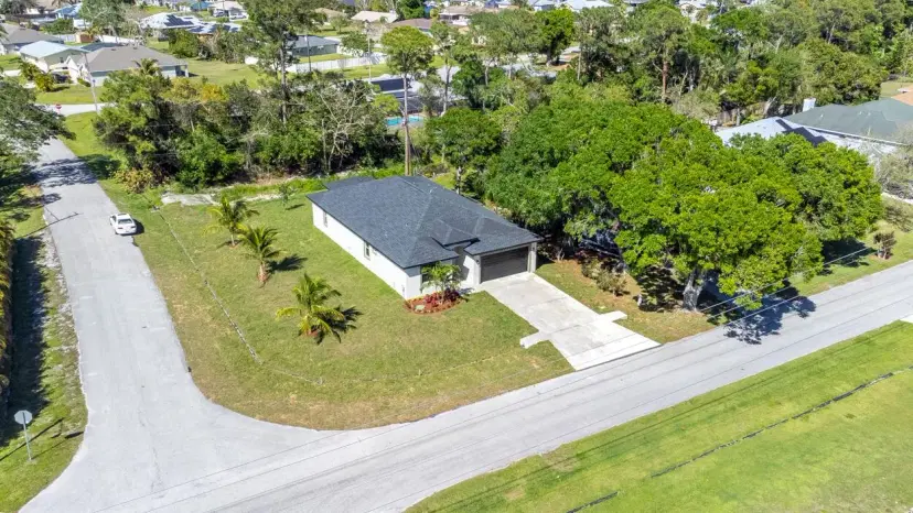 Picture of 503 SE Greenway Terrace, Port St Lucie FL 34983