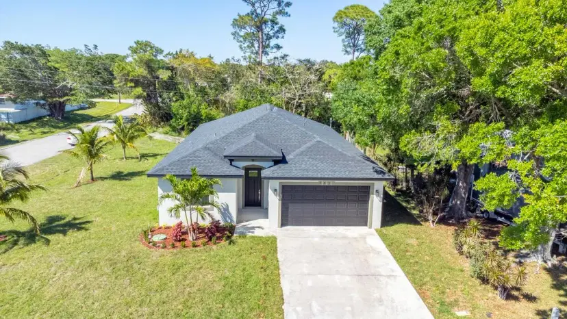 Picture of 503 SE Greenway Terrace, Port St Lucie FL 34983