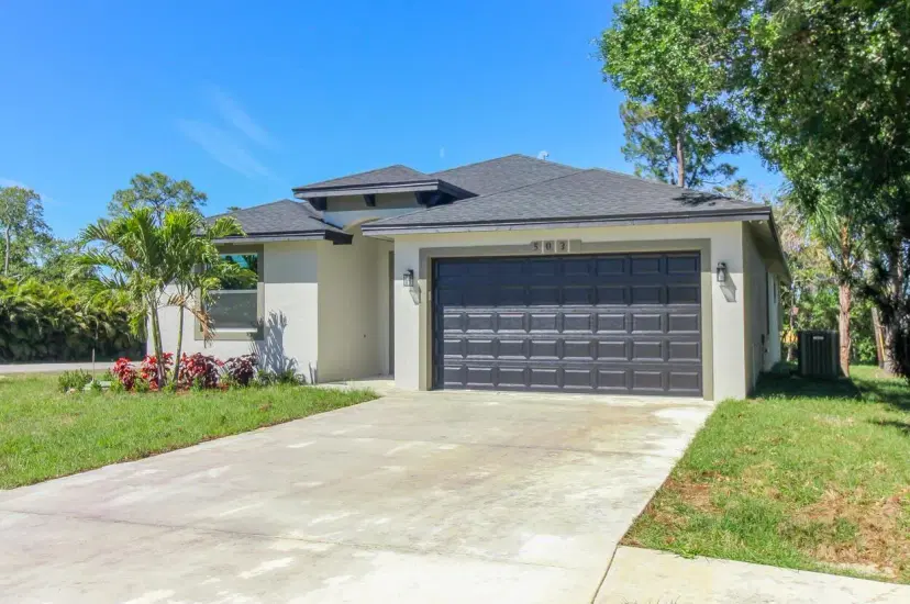 Picture of 503 SE Greenway Terrace, Port St Lucie FL 34983