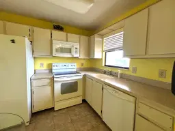 Picture of 4640 Lucerne Lakes Boulevard 505, Lake Worth, FL 33467