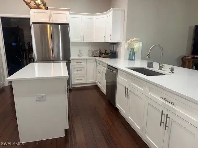 Picture of 2713 SW 38Th Ter, Cape Coral FL 33914