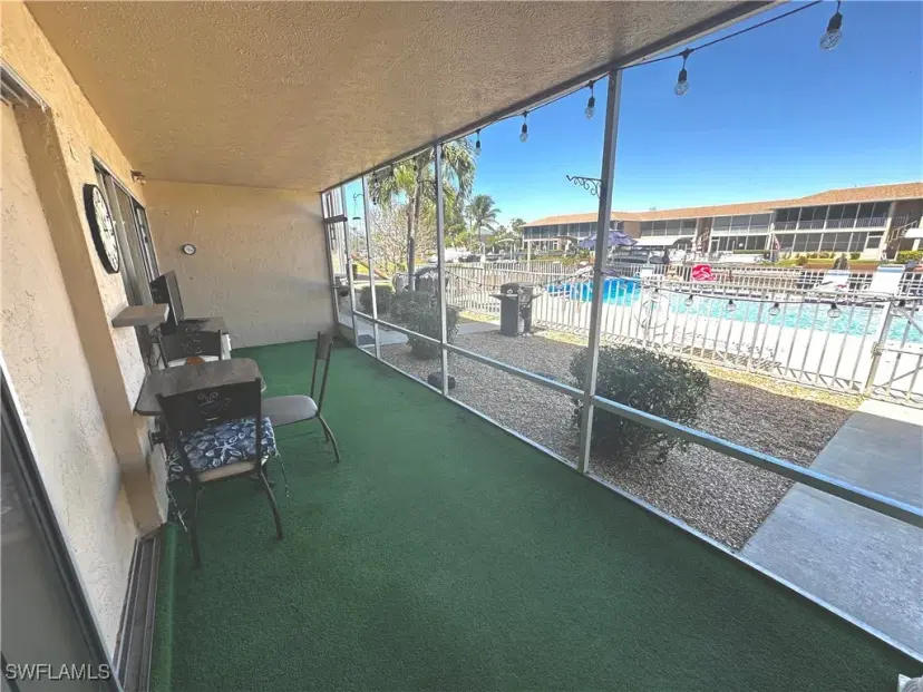 Picture of 809 SE 46Th Ln 105, Cape Coral FL 33904