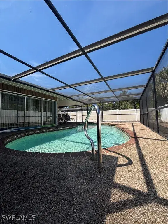 Picture of 1435 Collins Rd, Fort Myers FL 33919