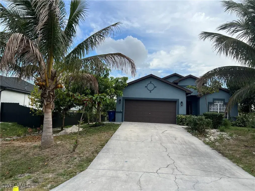Picture of 2609 4Th St Sw, Lehigh Acres, FL 33976
