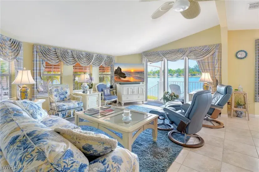 Picture of 2116 Crystal Lake Dr, Naples FL 34120