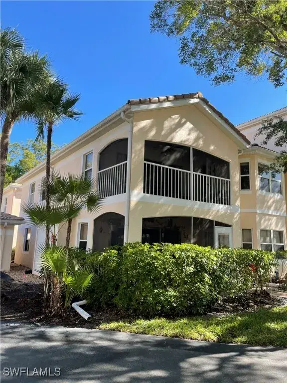 Picture of 1096 Woodshire Ln C201, Naples, FL 34105