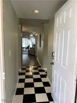 Picture of 1096 Woodshire Ln C201, Naples, FL 34105
