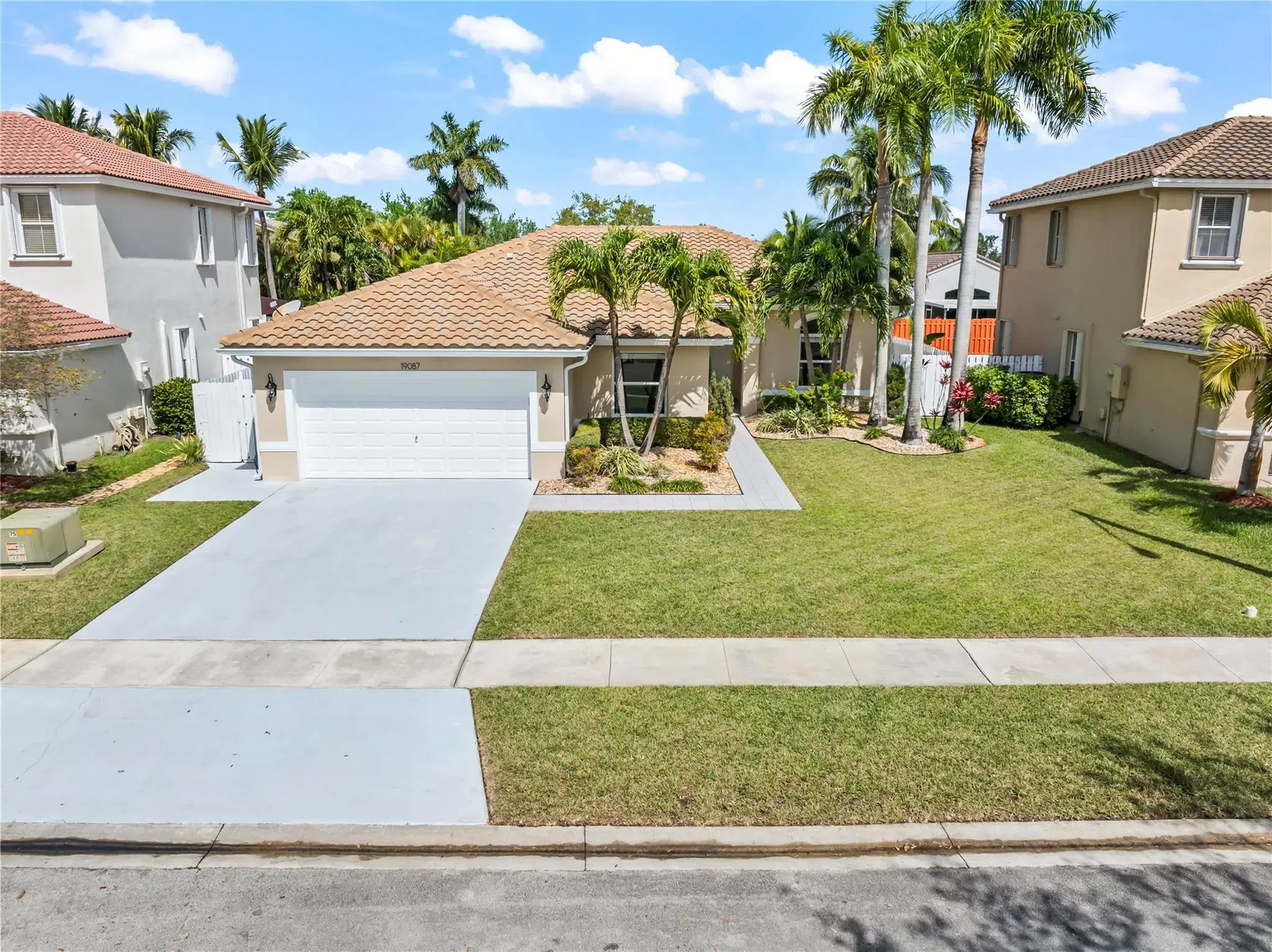 Picture of 19087 NW 23Rd St, Pembroke Pines, FL 33029