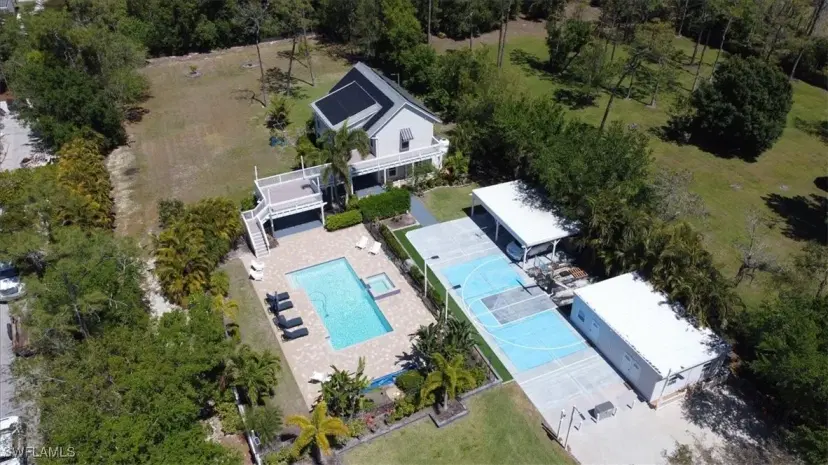 Picture of 6941 Hunters Rd, Naples FL 34109